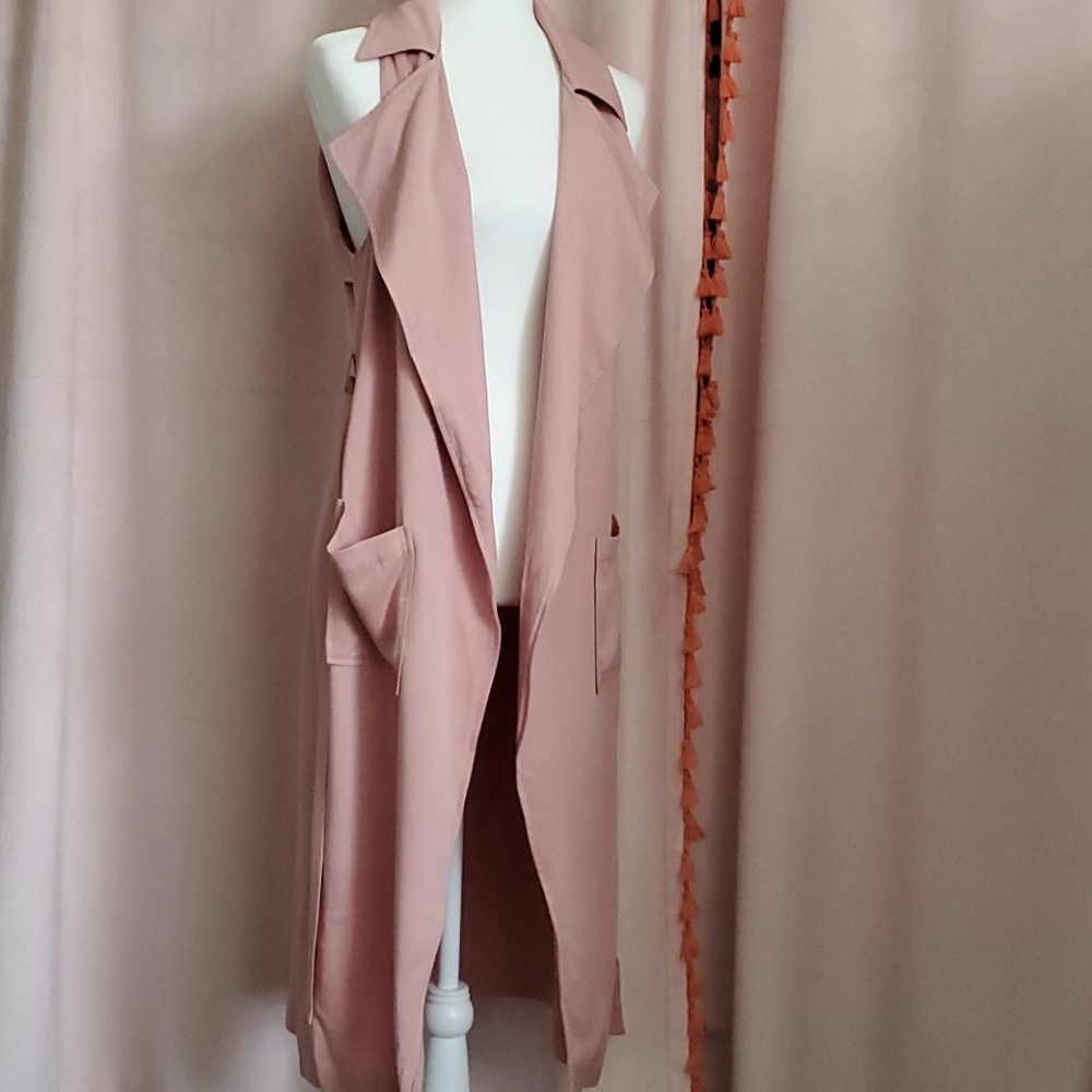 NY & Company Sleeveless Trench